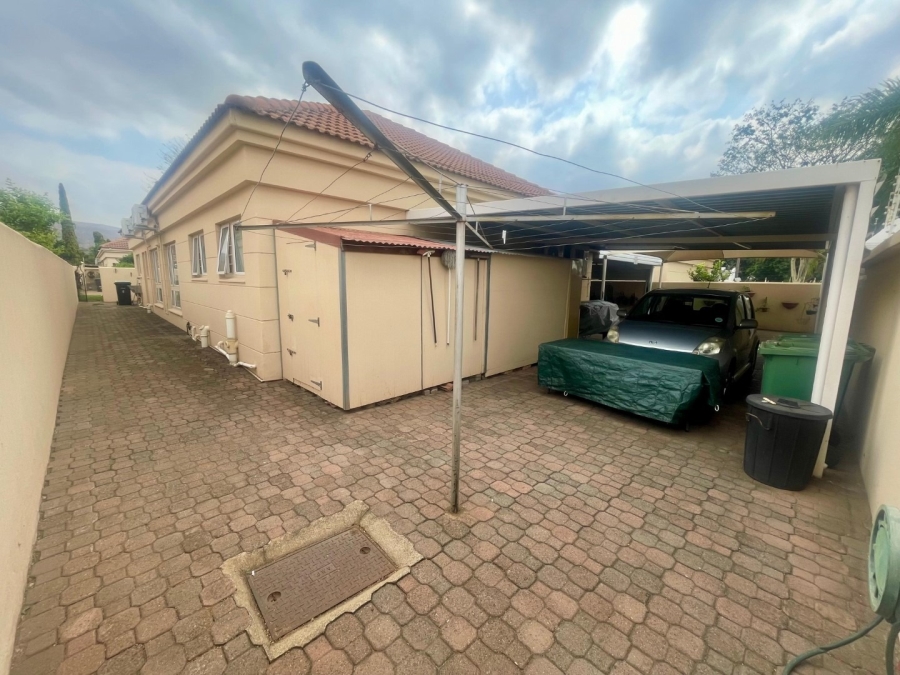 3 Bedroom Property for Sale in Protea Park North West